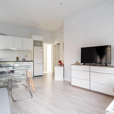 Modern Apartment-1Bedroom 1Bathroom-Tetuan Madrid Bagian luar foto