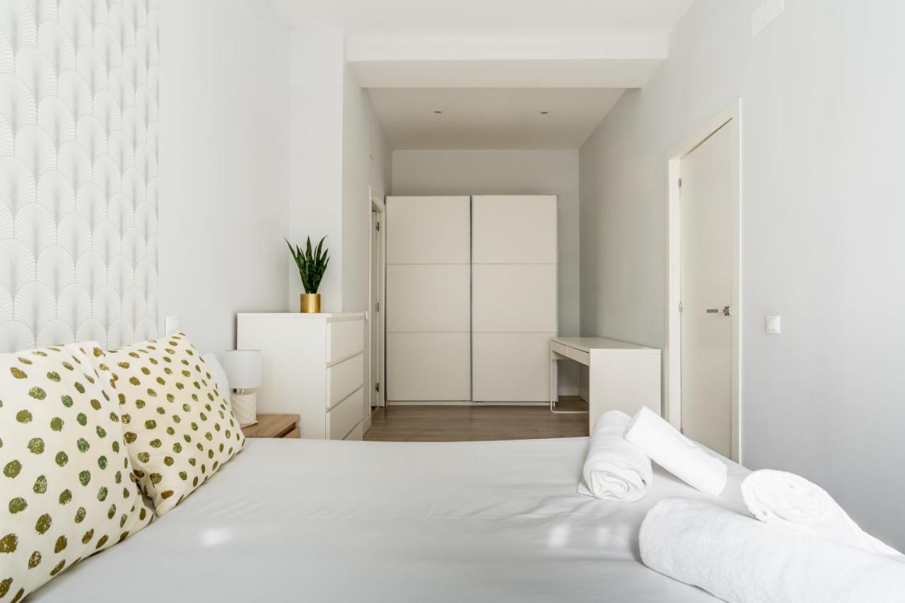 Modern Apartment-1Bedroom 1Bathroom-Tetuan Madrid Bagian luar foto