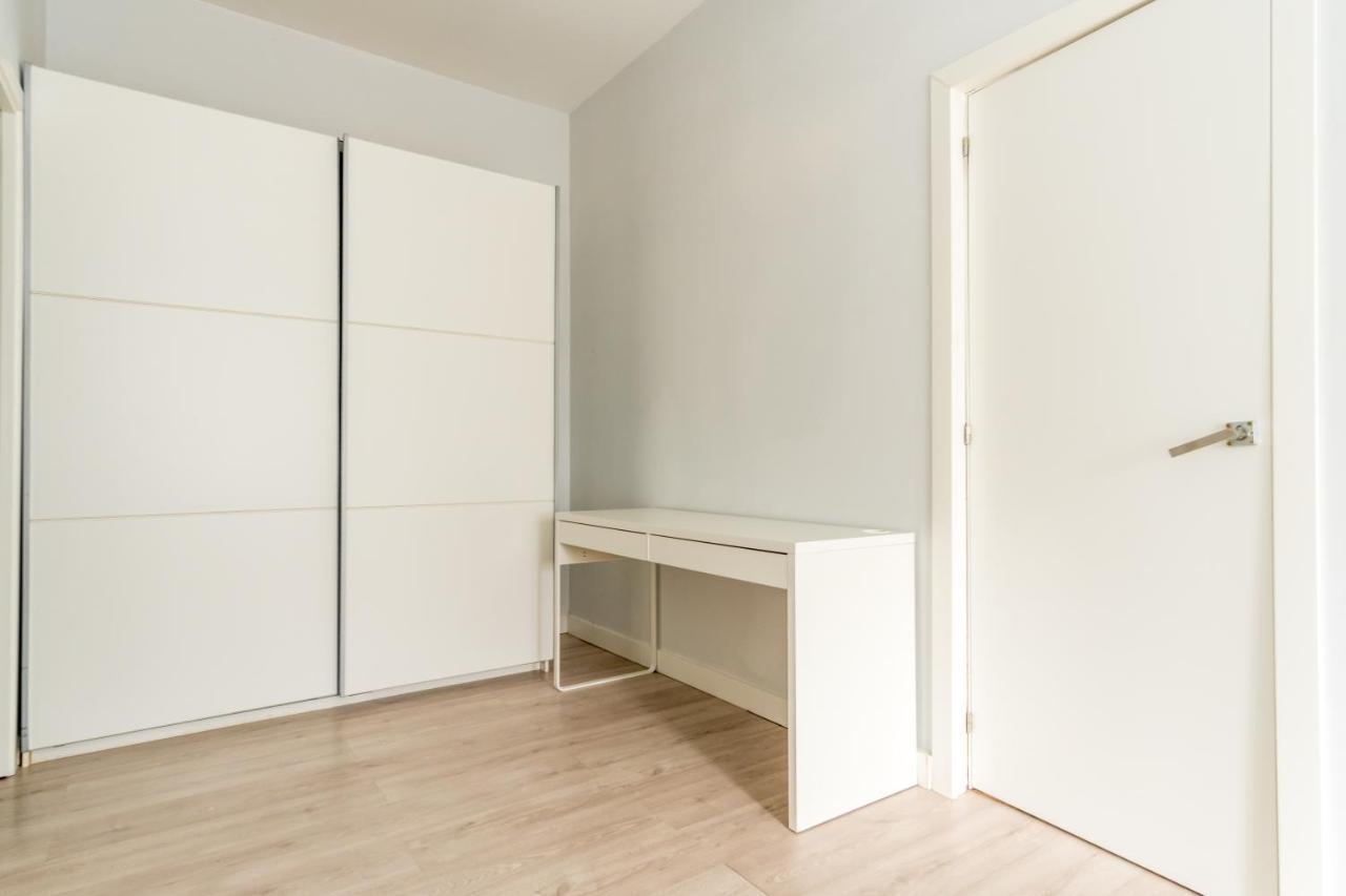 Modern Apartment-1Bedroom 1Bathroom-Tetuan Madrid Bagian luar foto