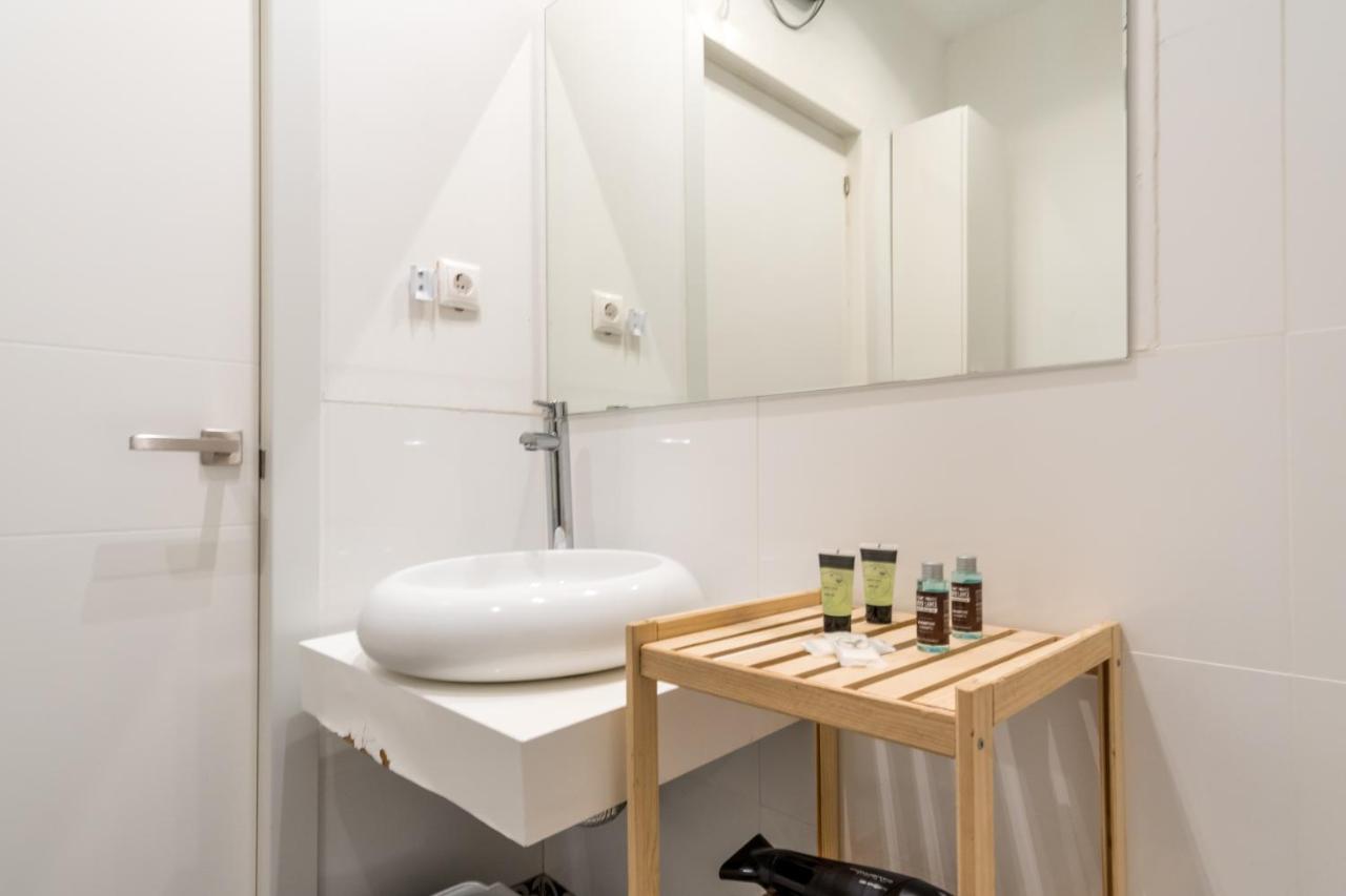 Modern Apartment-1Bedroom 1Bathroom-Tetuan Madrid Bagian luar foto