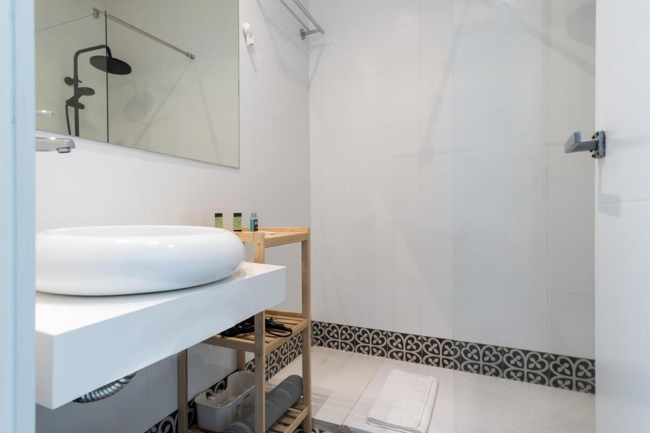 Modern Apartment-1Bedroom 1Bathroom-Tetuan Madrid Bagian luar foto